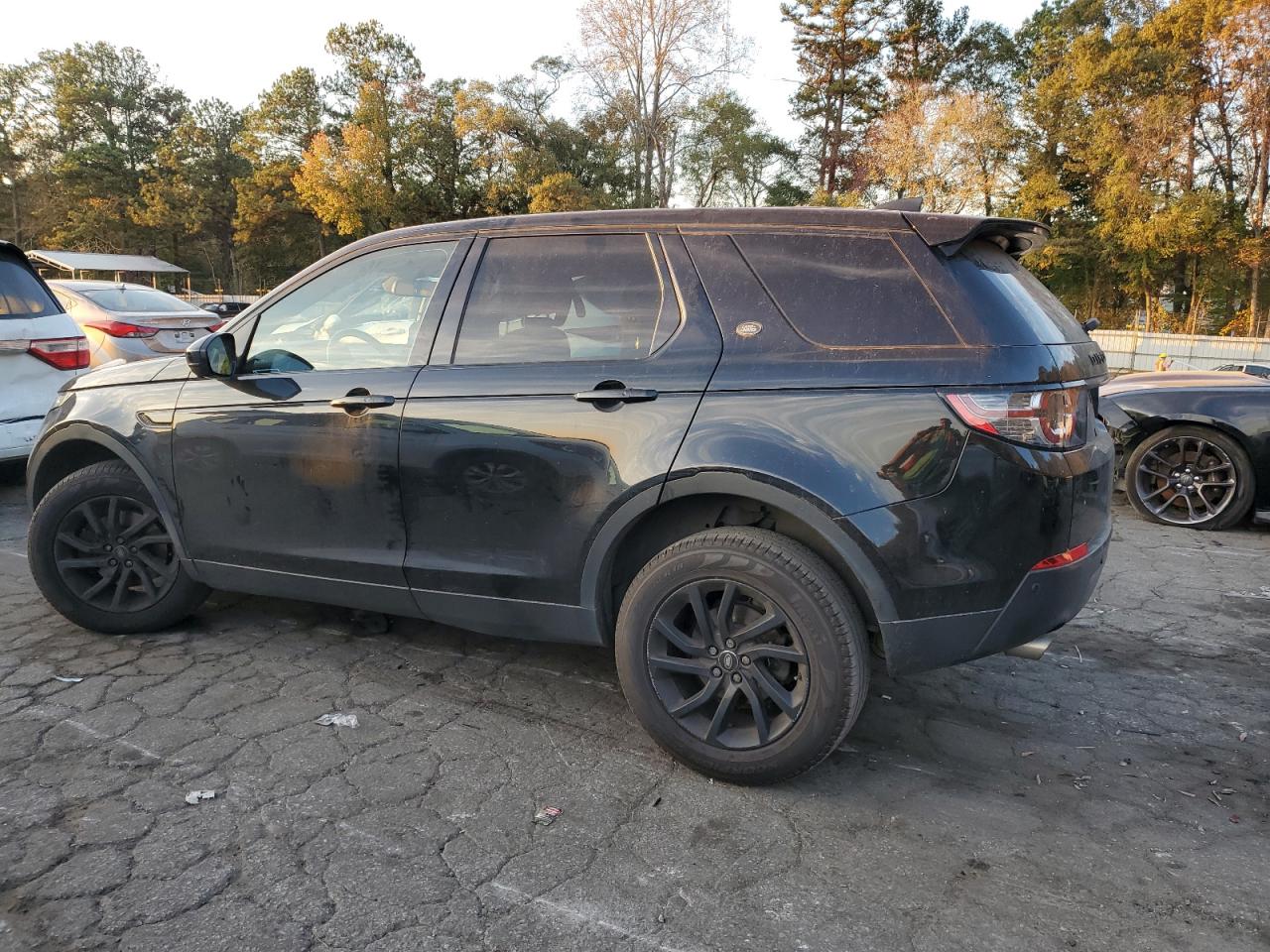 2019 Land Rover Discovery VIN SALCR2FX0KH806761 Copart auction photo, undercarriage damage thumbnail 2