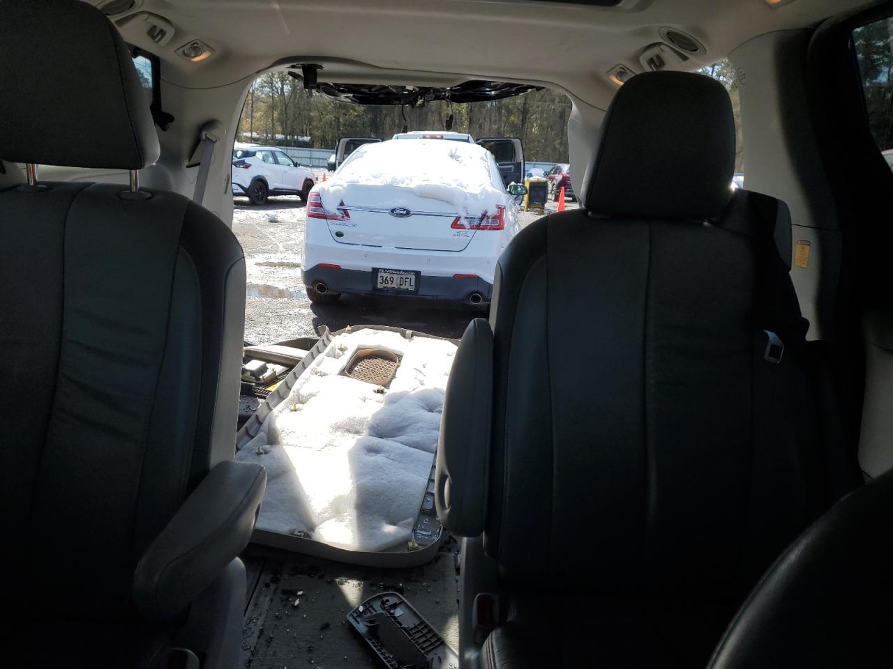 2013 Toyota Sienna VIN 5TDYK3DC4DS325787 Copart auction photo, all over damage thumbnail 10