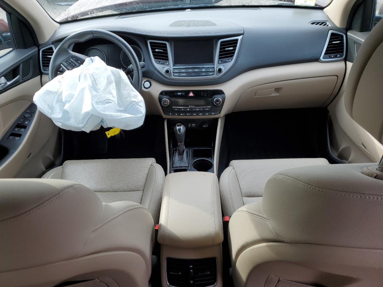 2017 Hyundai Tucson VIN KM8J3CA2XHU369185 Copart auction photo, biohazard/chemical / front end damage thumbnail 8