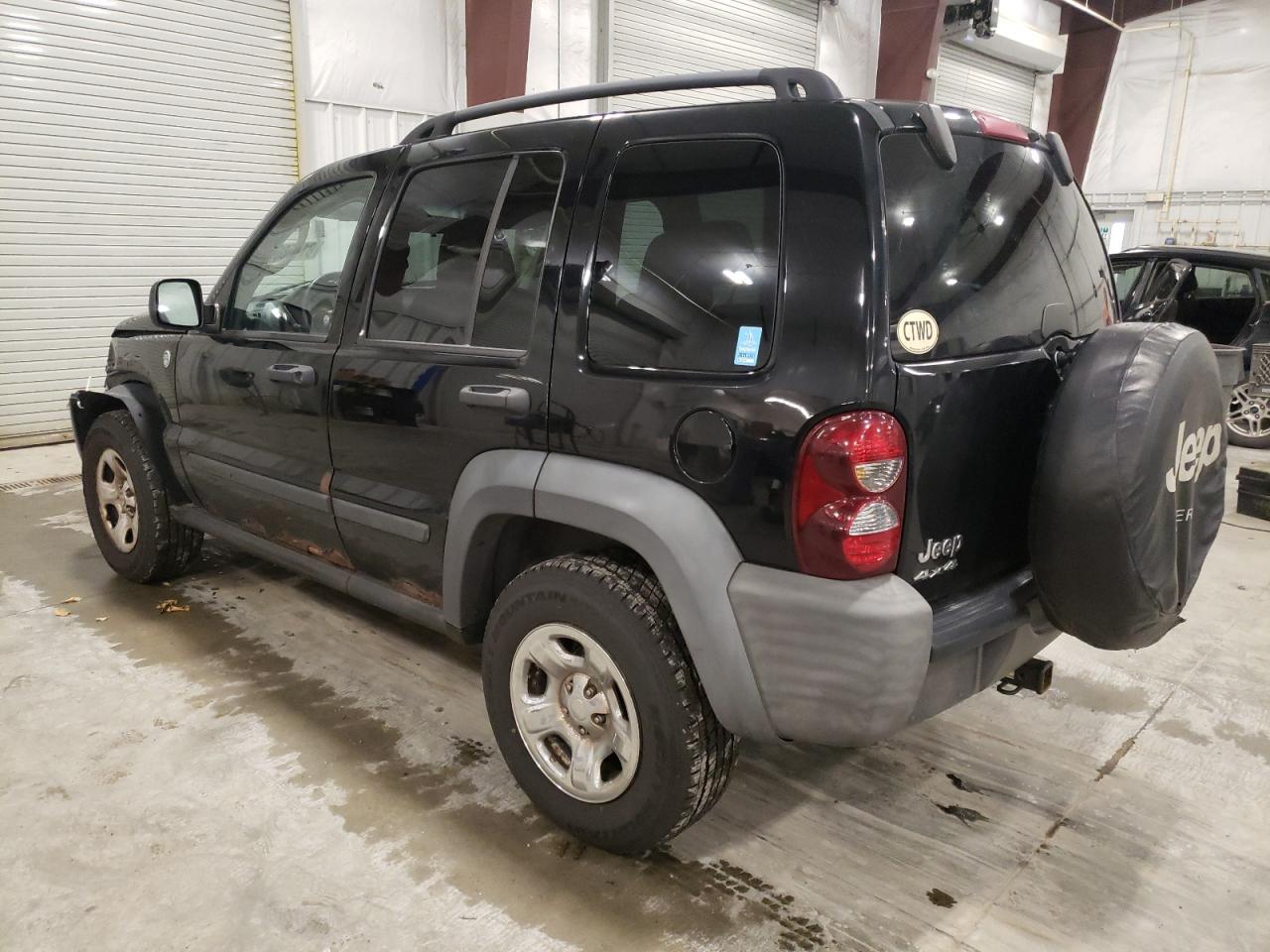 2007 Jeep Liberty (North America) VIN 1J4GL48KX7W500879 Copart auction photo, front end / side damage thumbnail 2