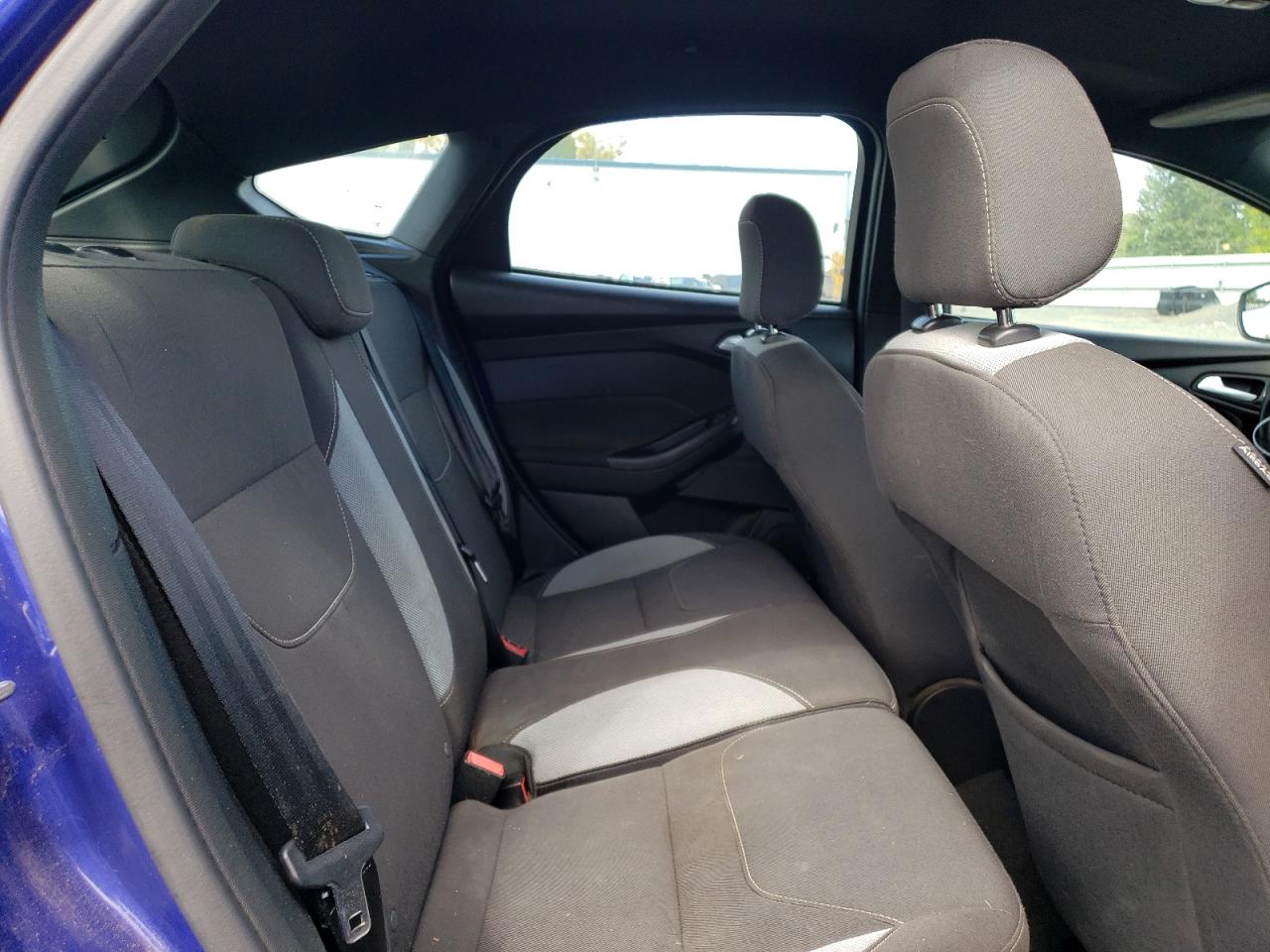 2015 Ford Focus VIN 1FADP3L94FL380479 Copart auction photo, vandalism / all over damage thumbnail 10