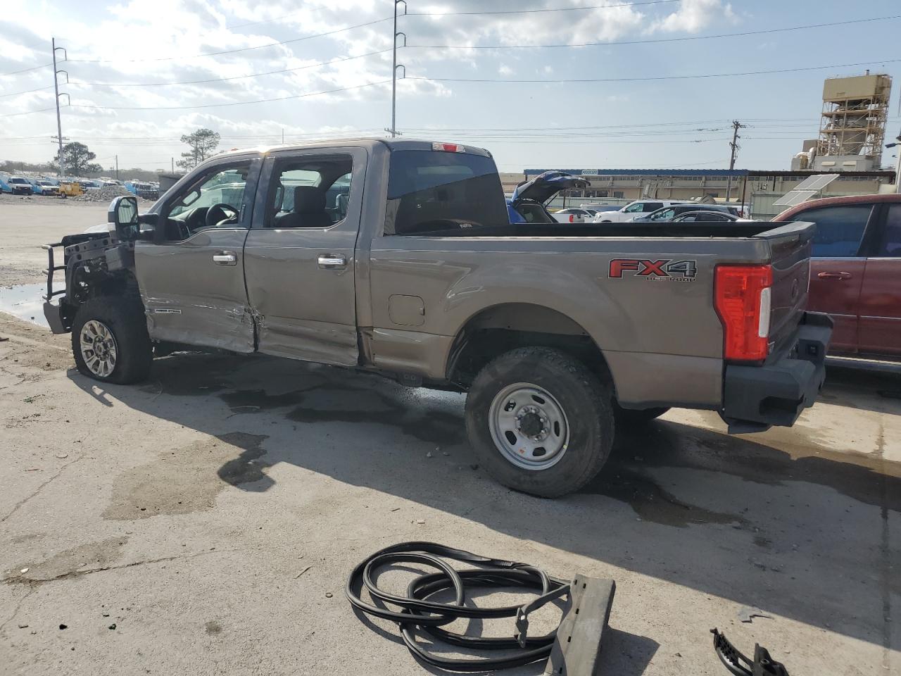 2018 Ford F250 VIN 1FT7W2BT7JEB15750 Copart auction photo, side / front end damage thumbnail 2