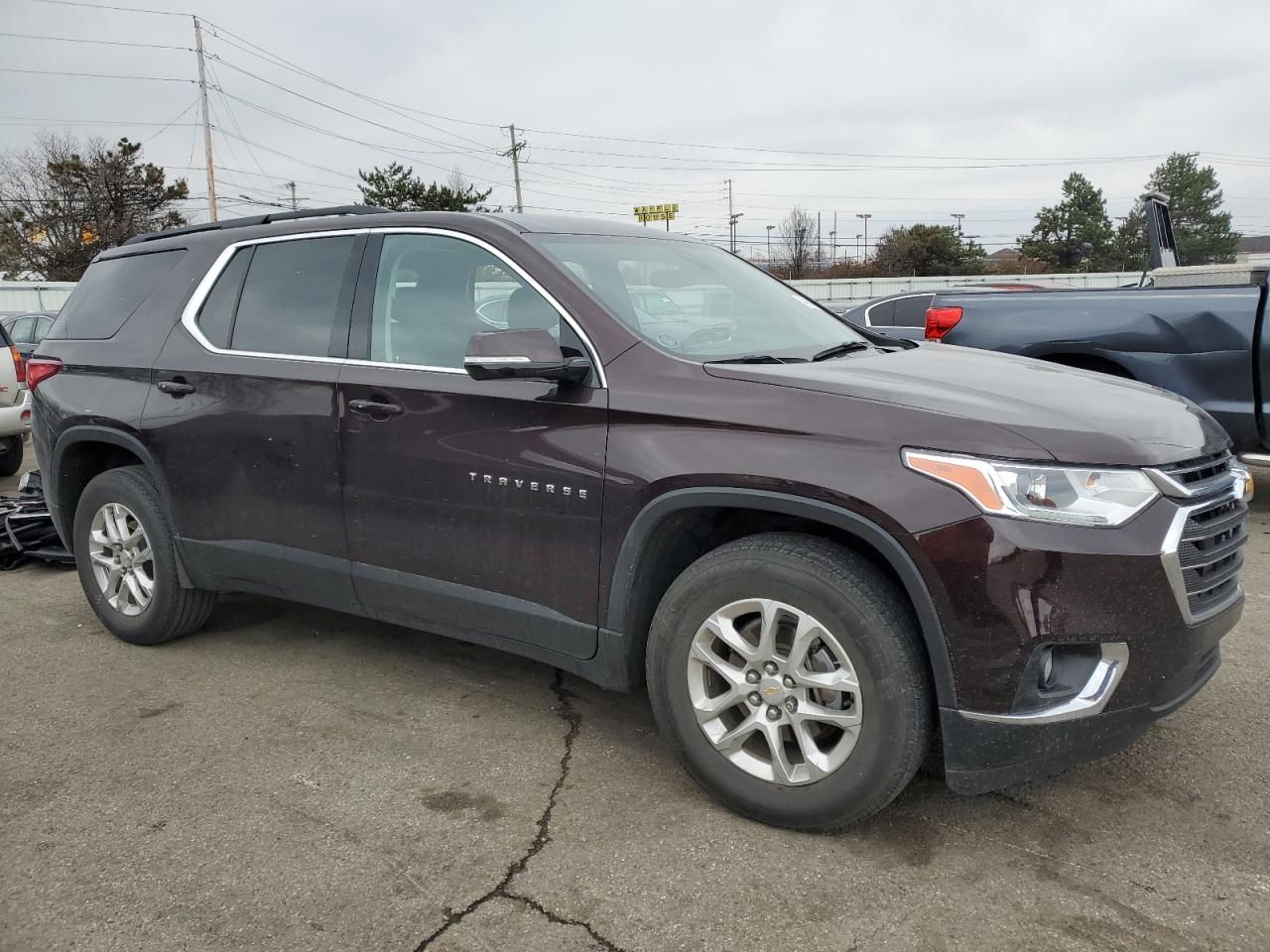 2020 Chevrolet Traverse VIN 1GNERGKW9LJ285132 Copart auction photo, all over damage thumbnail 4