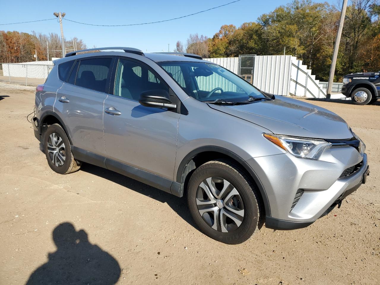 2017 Toyota RAV 4 VIN 2T3ZFREV8HW365659 Copart auction photo, front end / rear end damage thumbnail 4