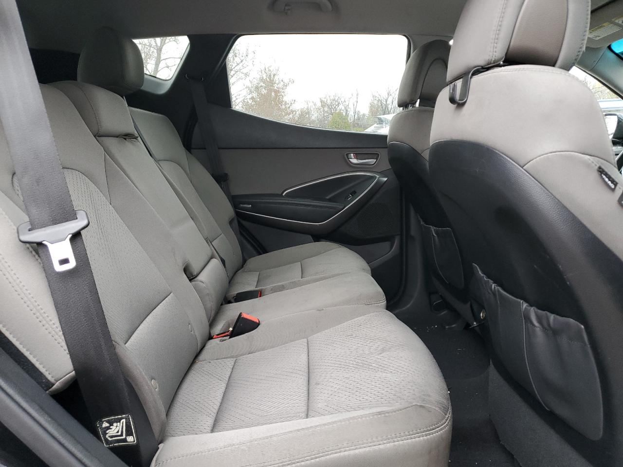2017 Hyundai Santa Fe VIN 5XYZU3LB6HG400001 Copart auction photo, front end damage thumbnail 11