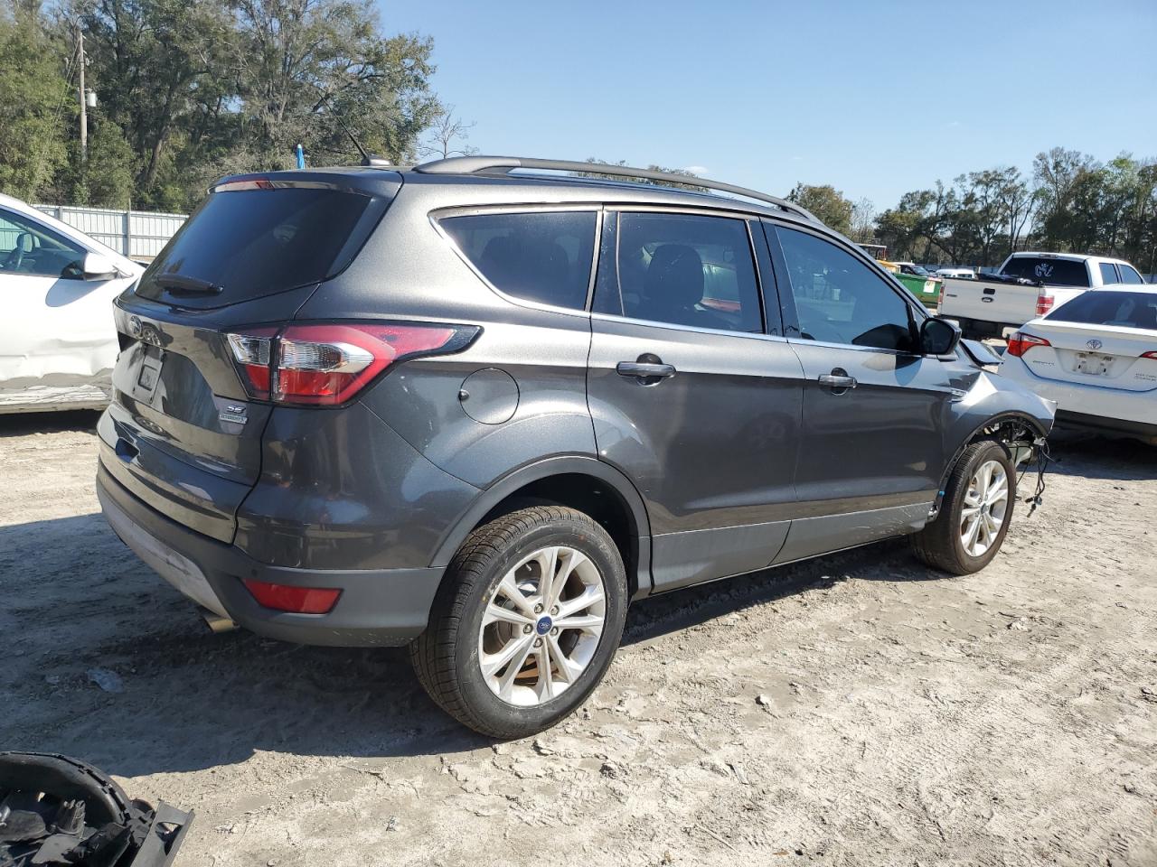 2017 Ford Escape VIN 1FMCU0GD3HUB90550 Copart auction photo, front end damage thumbnail 3