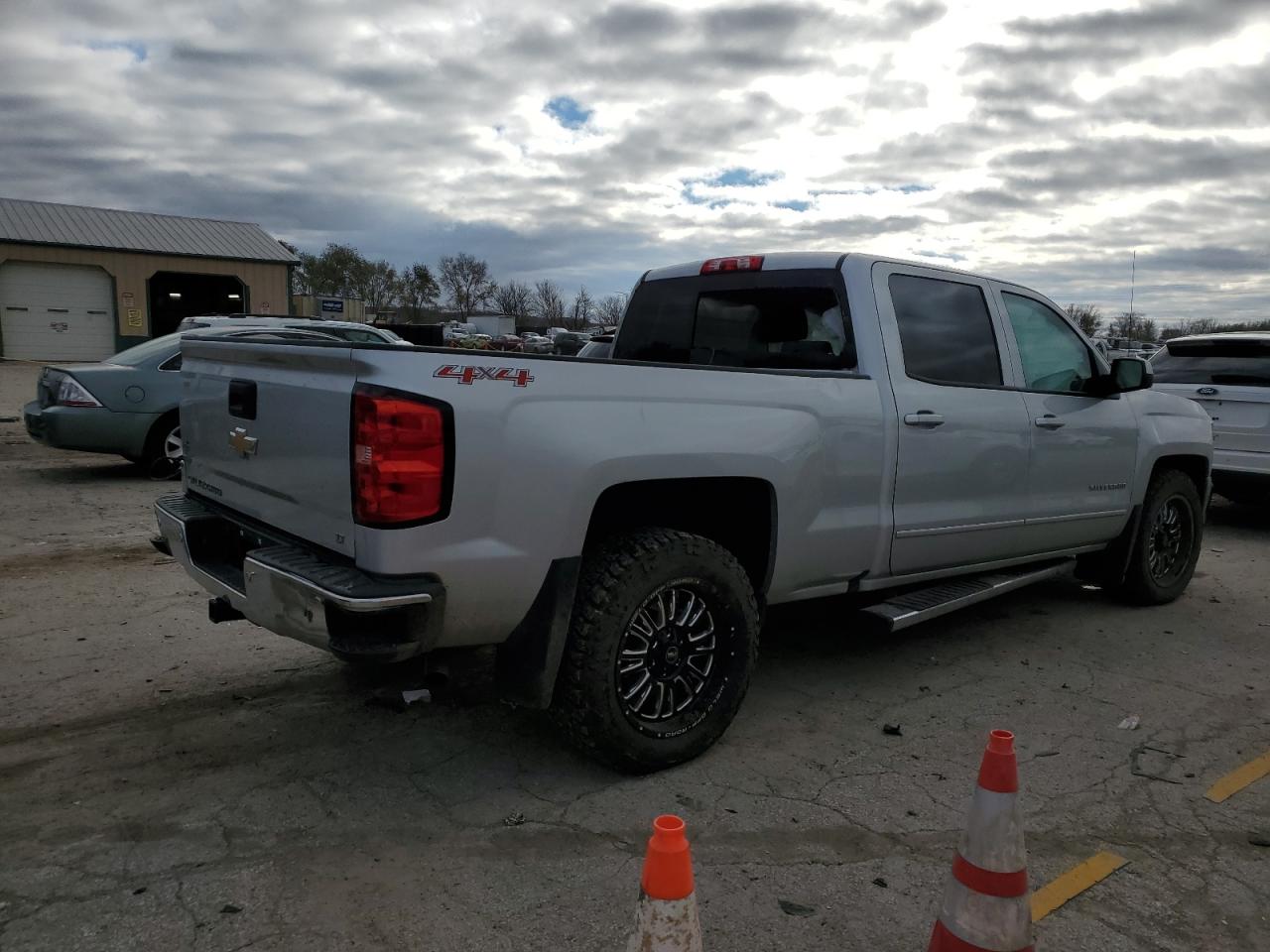 2017 Chevrolet Silverado VIN 3GCUKREC6HG193975 Copart auction photo, rollover damage thumbnail 3