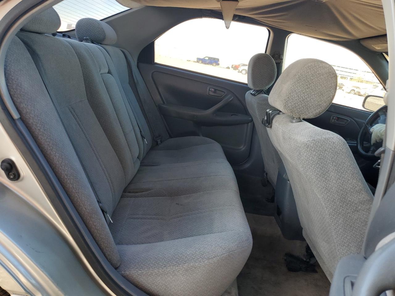 2000 Toyota Camry VIN JT2BG22K2Y0495952 Copart auction photo, front end damage thumbnail 10