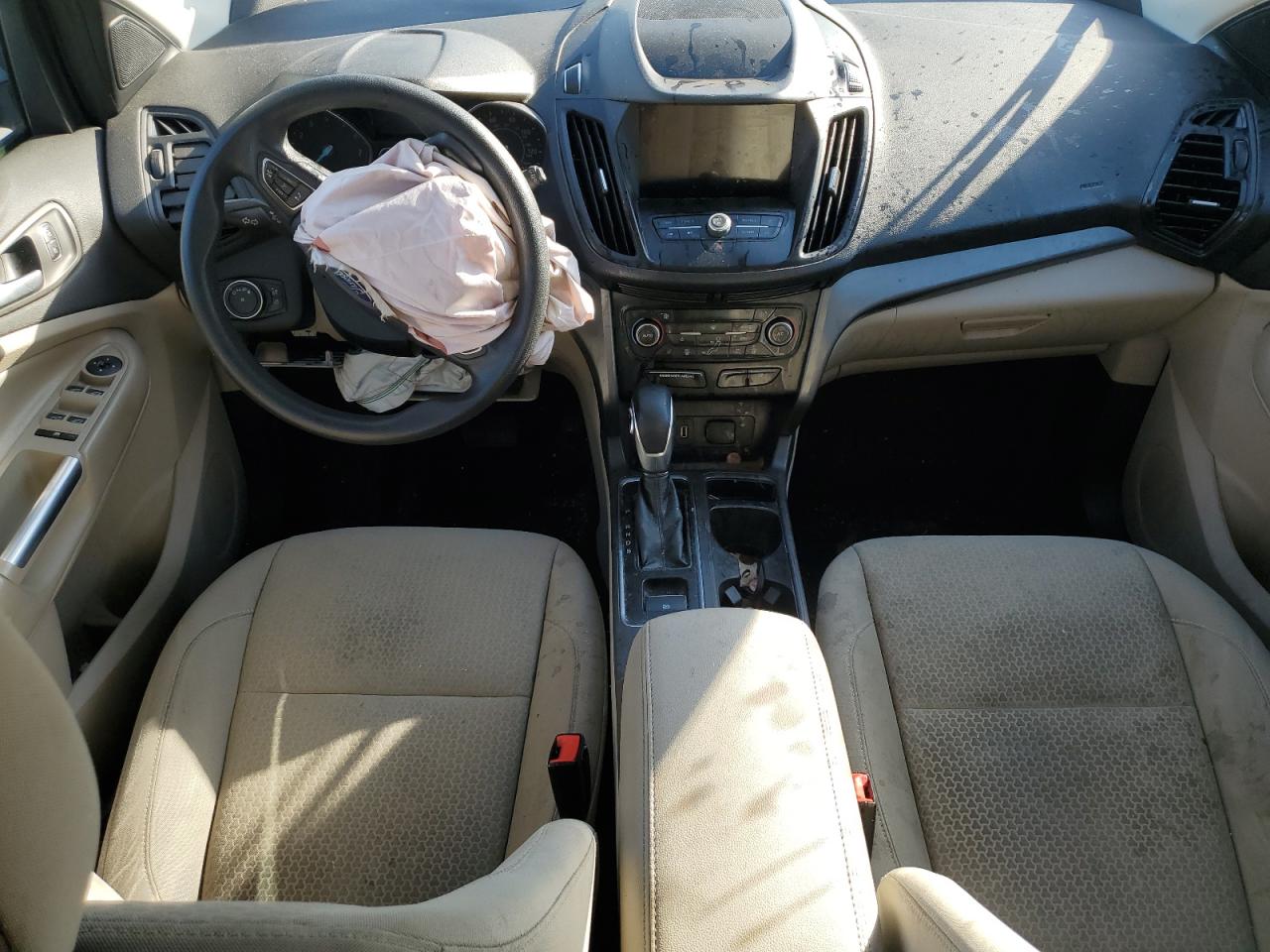 2019 Ford Escape VIN 1FMCU9GD3KUA08423 Copart auction photo, front end damage thumbnail 8