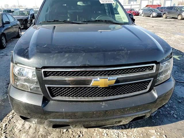 2011 Chevrolet Suburban VIN 1GNSKJE37BR145358 Copart auction photo, front end damage thumbnail 11