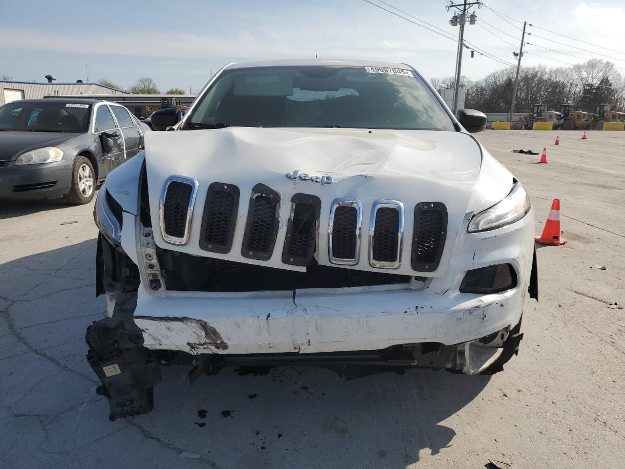 2016 Jeep Grand Cherokee VIN 1C4PJLABXGW135331 Copart auction photo, front end / minor dent/scratches damage thumbnail 5