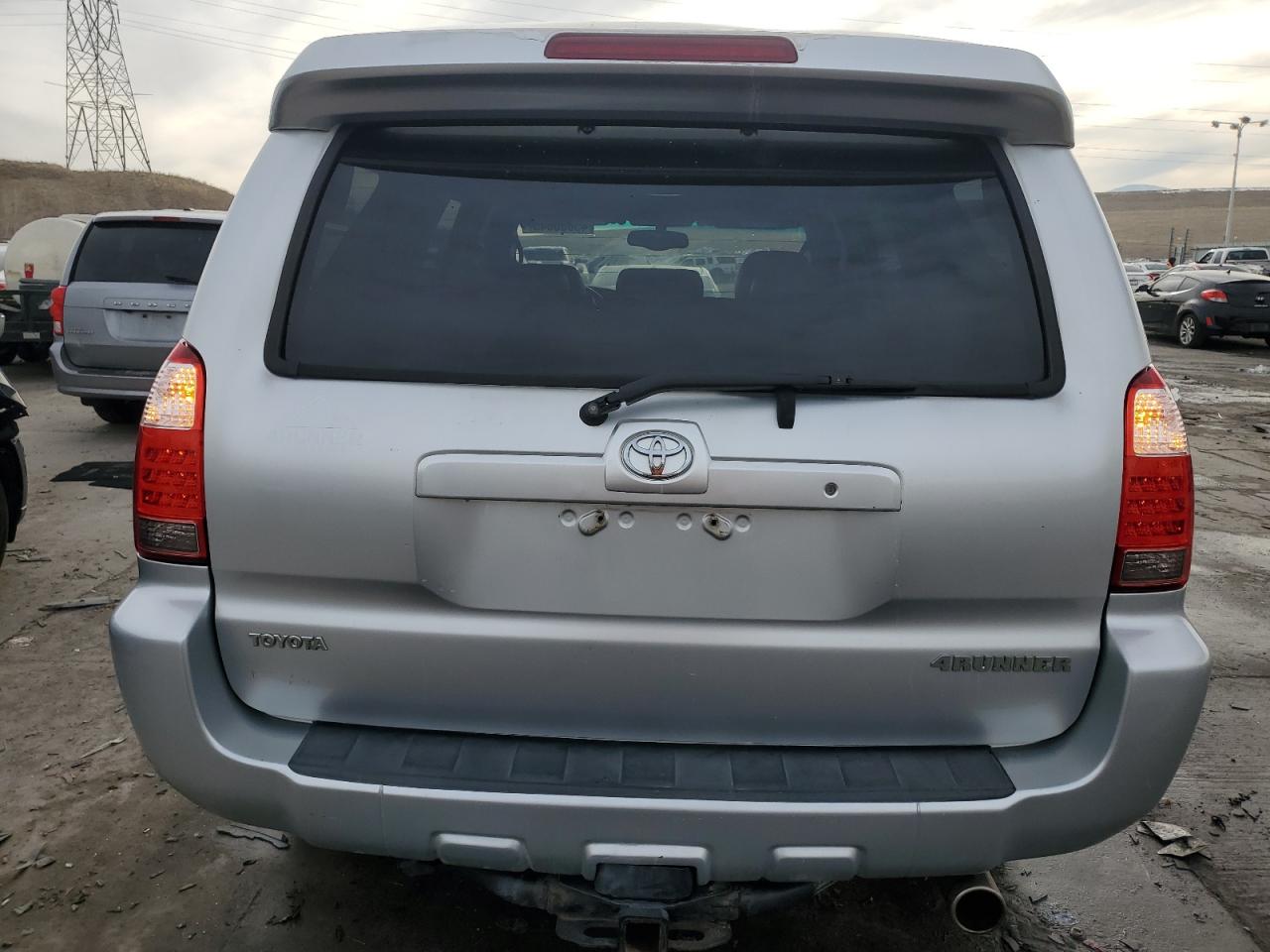 2006 Toyota 4Runner VIN JTEBT14R268030332 Copart auction photo, side / front end damage thumbnail 6