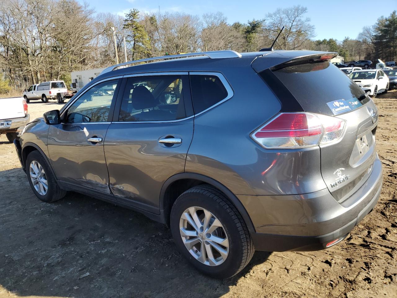 2015 Nissan Rogue VIN KNMAT2MV6FP533452 Copart auction photo, front end / minor dent/scratches damage thumbnail 2