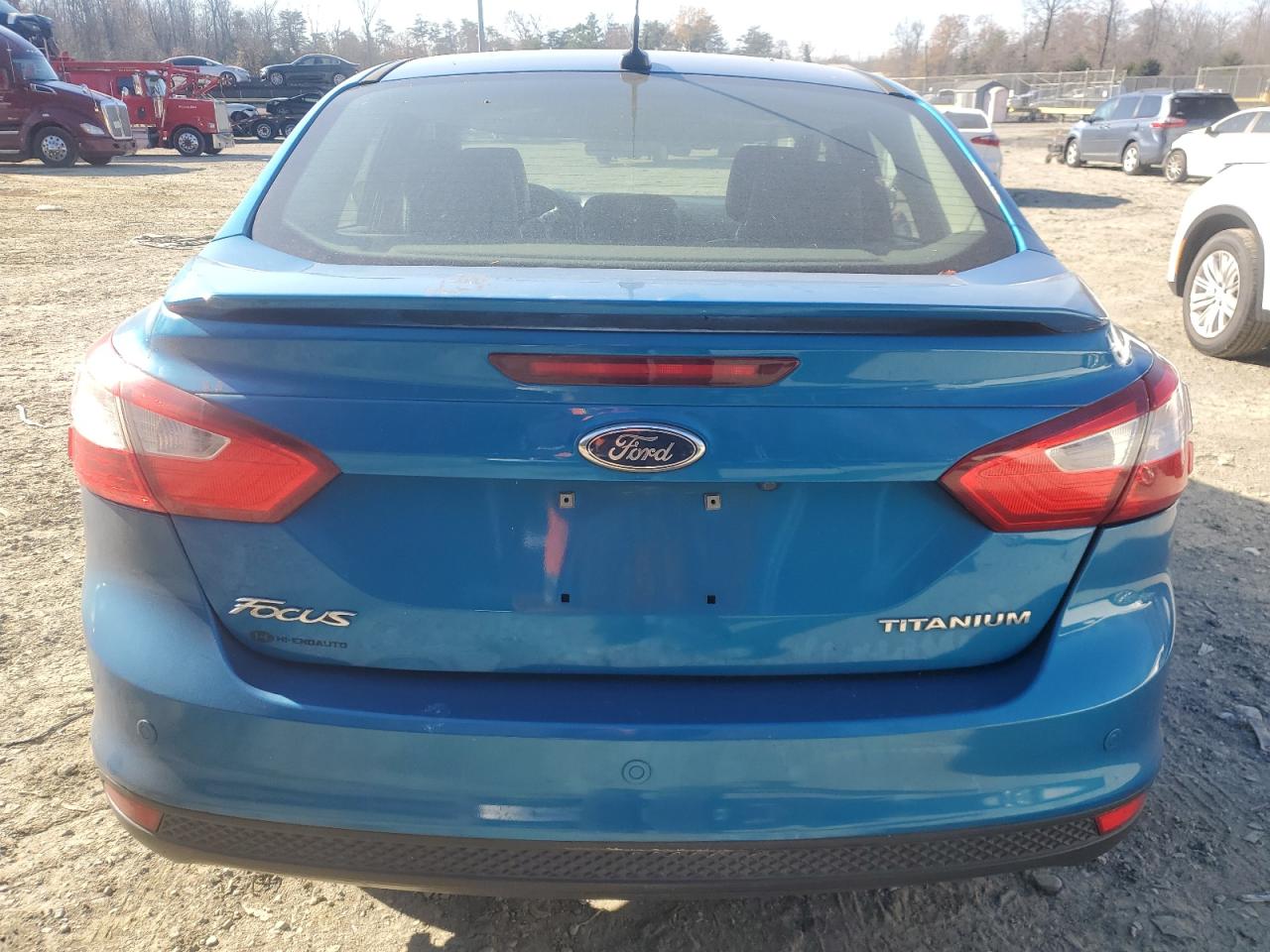 2012 Ford Focus VIN 1FAHP3J25CL182786 Copart auction photo, front end / side damage thumbnail 6