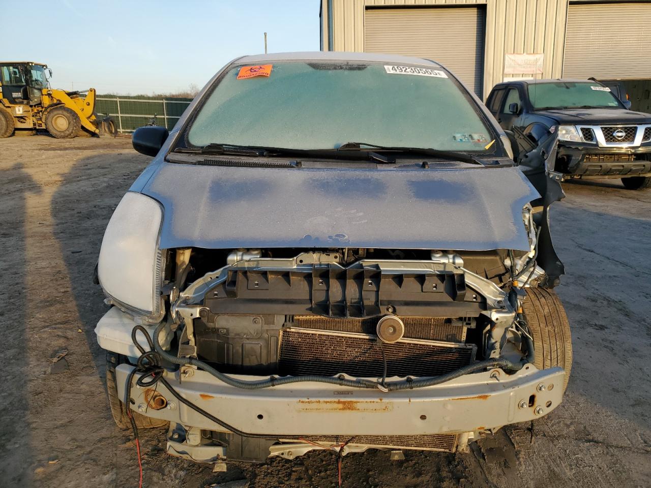 2008 Toyota Yaris VIN JTDJT903185179979 Copart auction photo, front end / side damage thumbnail 5