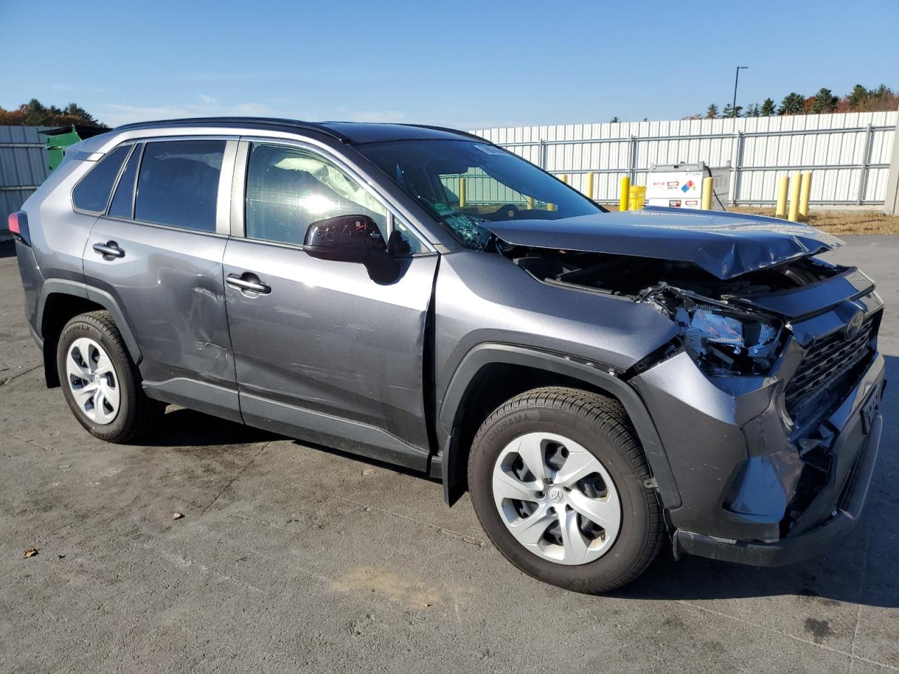 2019 Toyota RAV 4 VIN JTMF1RFV3KD509929 Copart auction photo, front end / side damage thumbnail 4