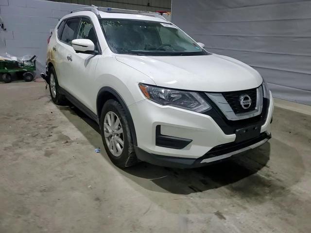 2017 Nissan Rogue VIN 5N1AT2MT5HC752584 Copart auction photo, burn / minor dent/scratches damage thumbnail 11