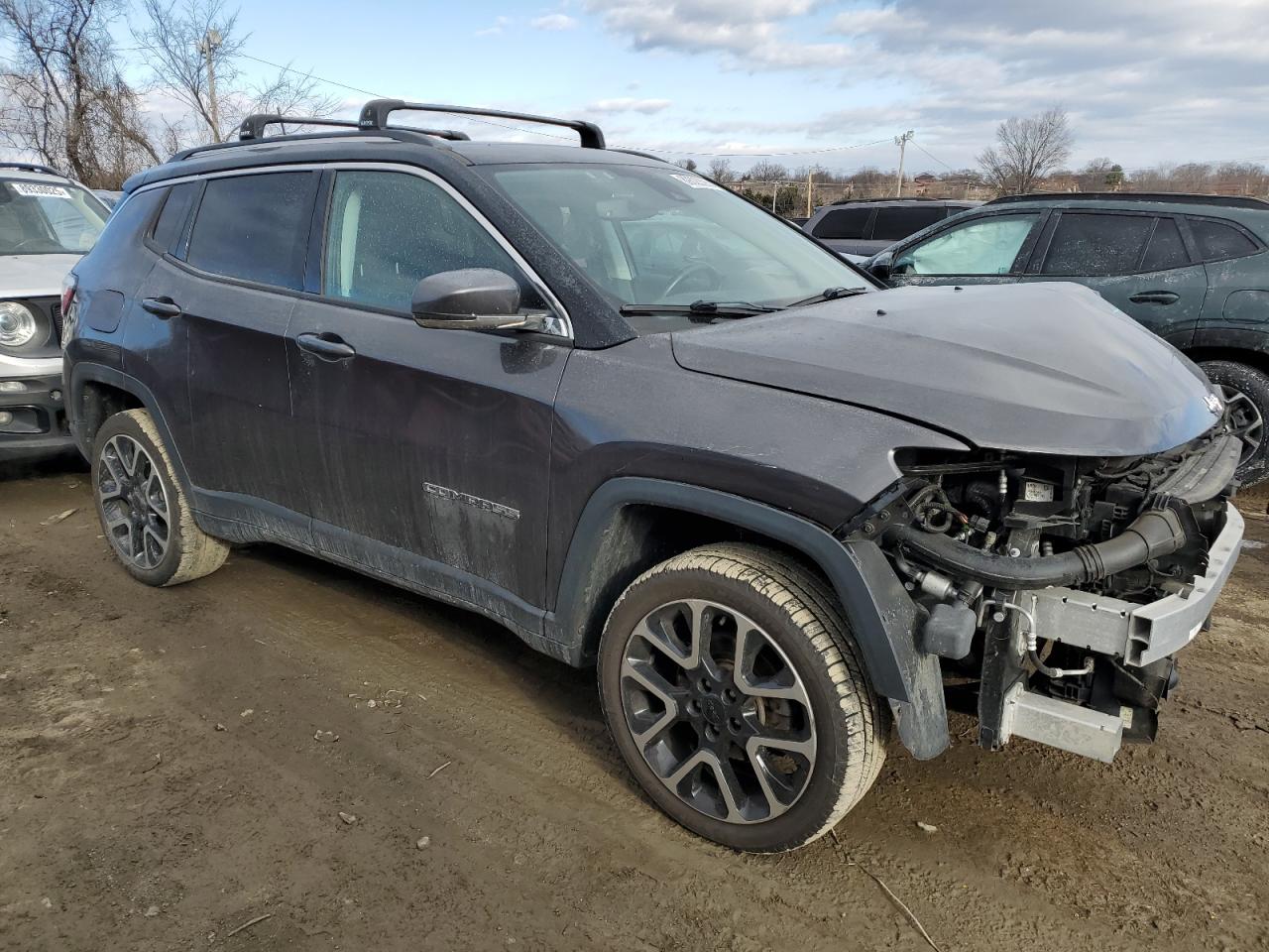 2018 Jeep Compass VIN 3C4NJDCB7JT470280 Copart auction photo, front end / minor dent/scratches damage thumbnail 4