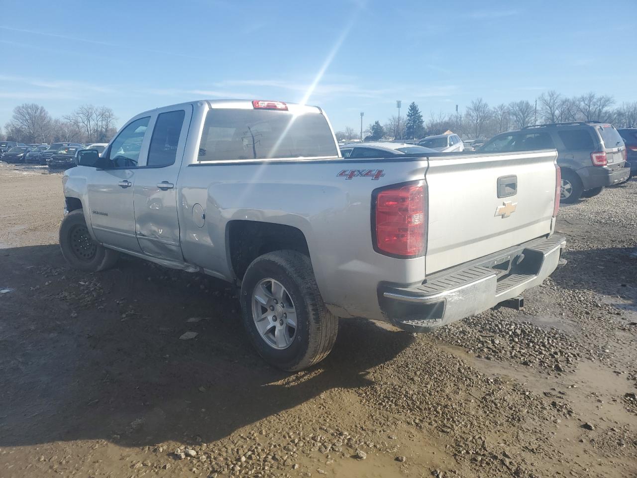 2017 Chevrolet Silverado VIN 1GCVKREH3HZ368358 Copart auction photo, front end / side damage thumbnail 2