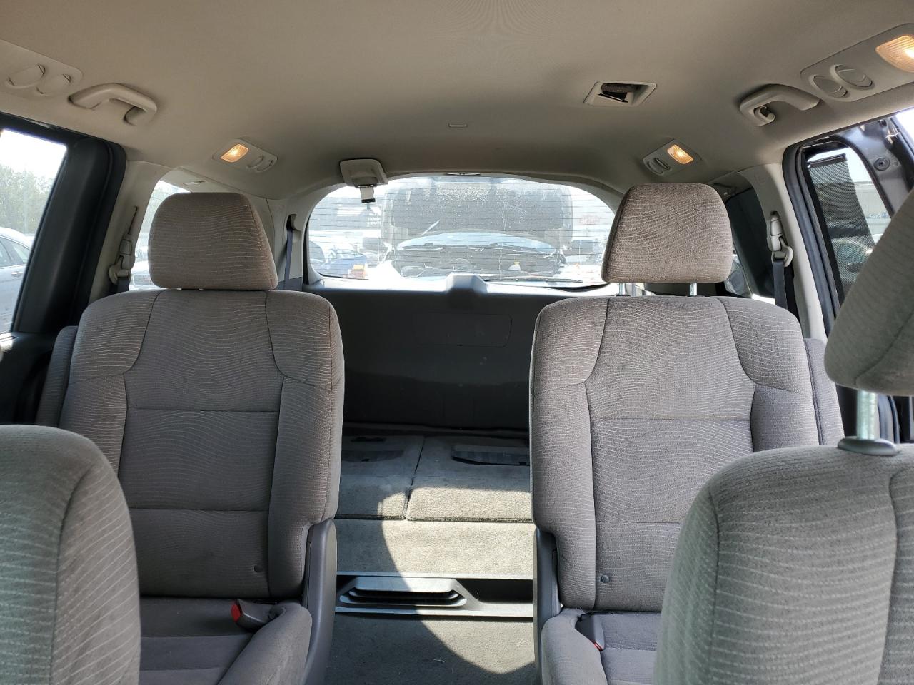 2011 Honda Odyssey VIN 5FNRL5H4XBB070094 Copart auction photo, rear end damage thumbnail 10