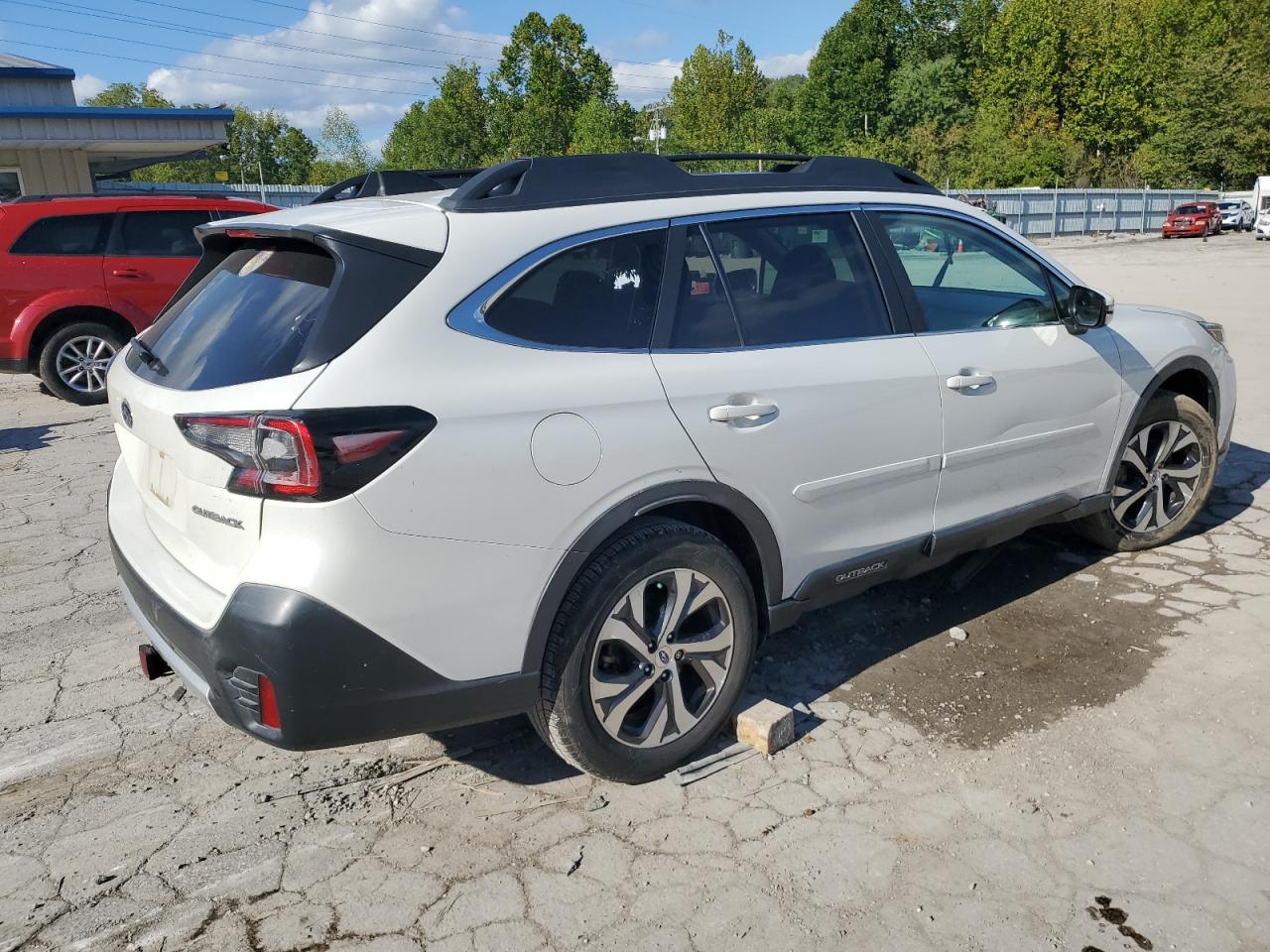 2020 Subaru Outback VIN 4S4BTALCXL3157352 Copart auction photo, water/flood damage thumbnail 3