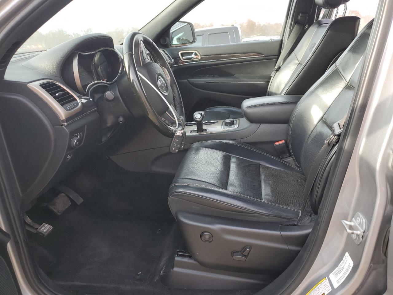 2015 Jeep Grand Cherokee VIN 1C4RJFCG2FC733707 Copart auction photo, front end / minor dent/scratches damage thumbnail 7