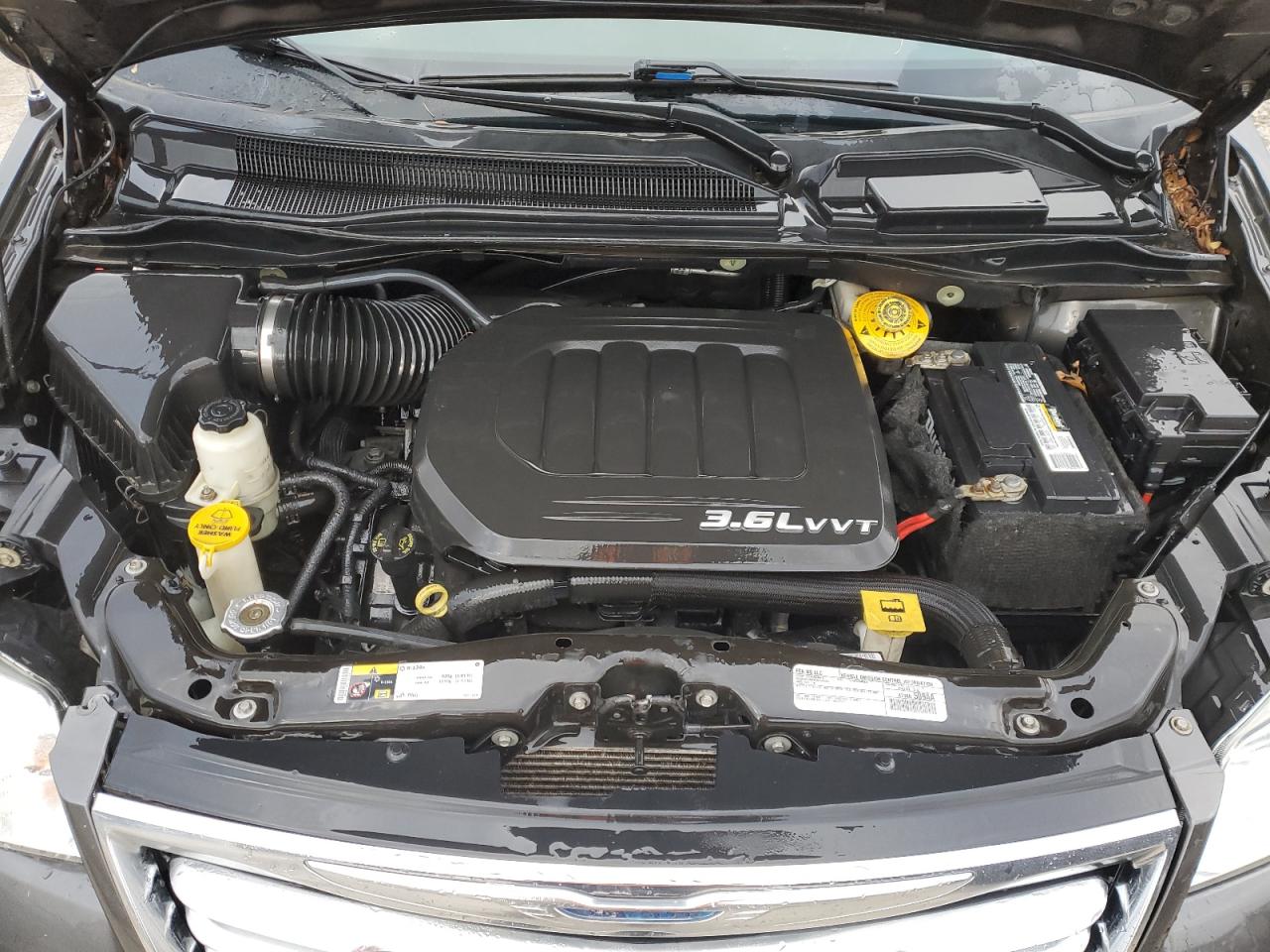 2016 Chrysler Town & Country VIN 2C4RC1BG6GR213341 Copart auction photo, front end damage thumbnail 12