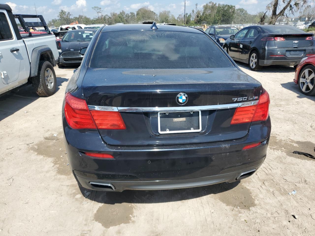 2012 BMW 7er VIN WBAKC8C54CC436677 Copart auction photo, water/flood damage thumbnail 6