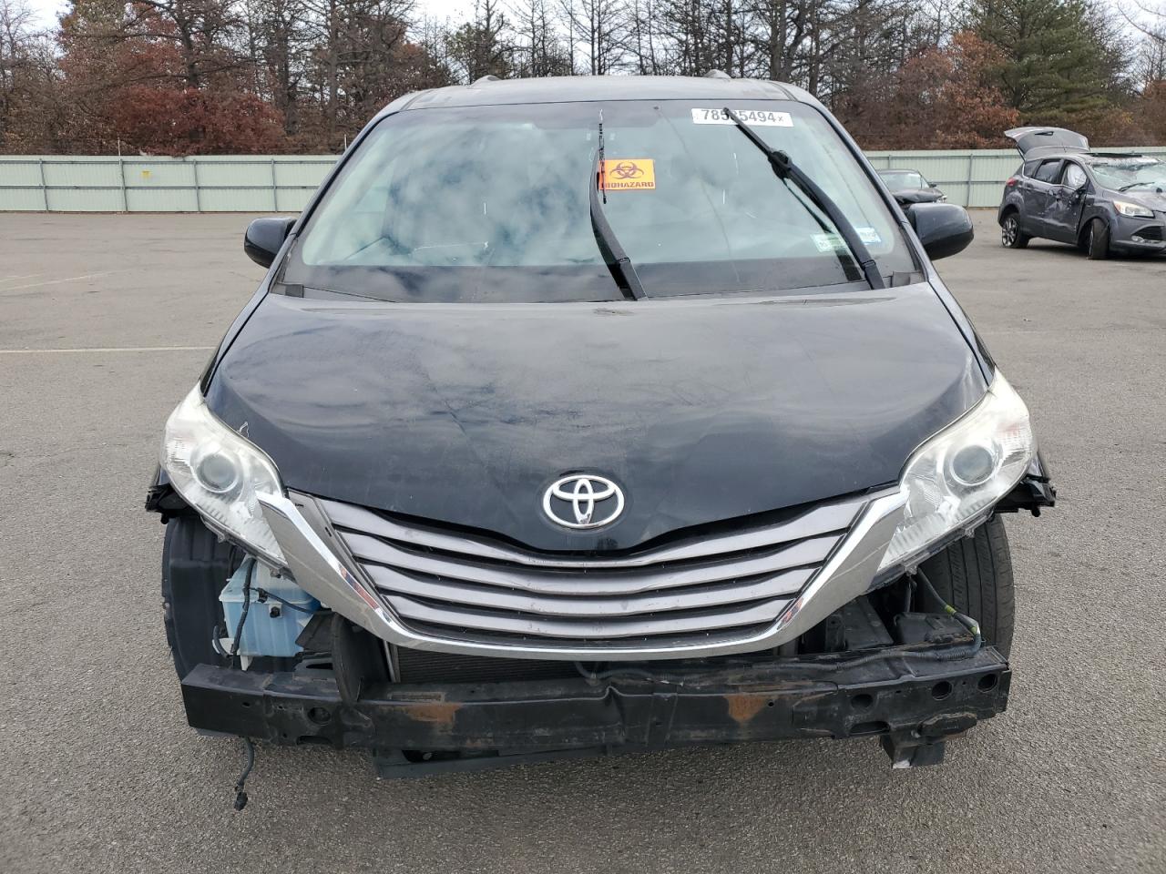 2017 Toyota Sienna VIN 5TDYZ3DC8HS888892 Copart auction photo, front end / rear end damage thumbnail 5