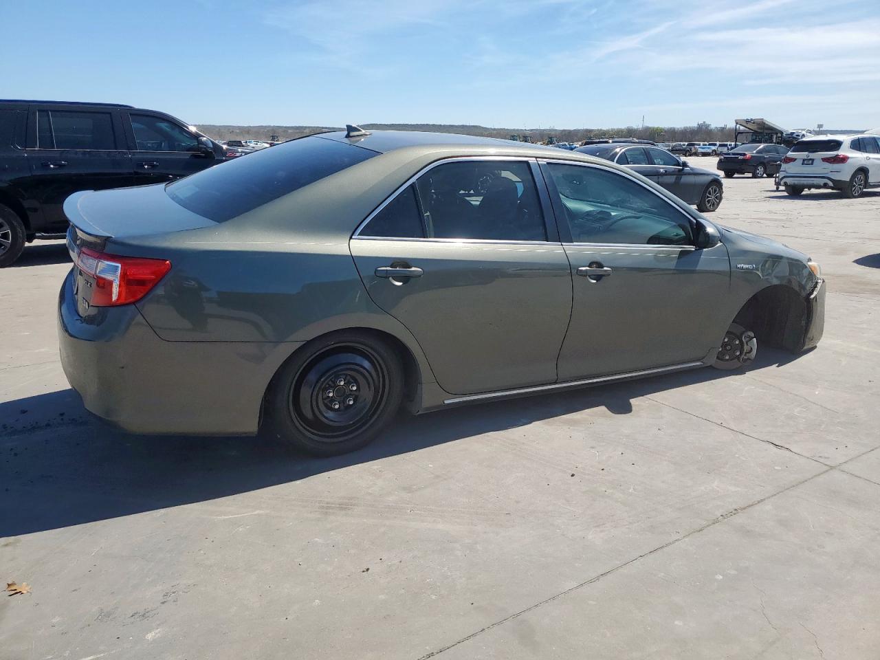 2013 Toyota Camry VIN 4T1BD1FK9DU070442 Copart auction photo, front end damage thumbnail 3