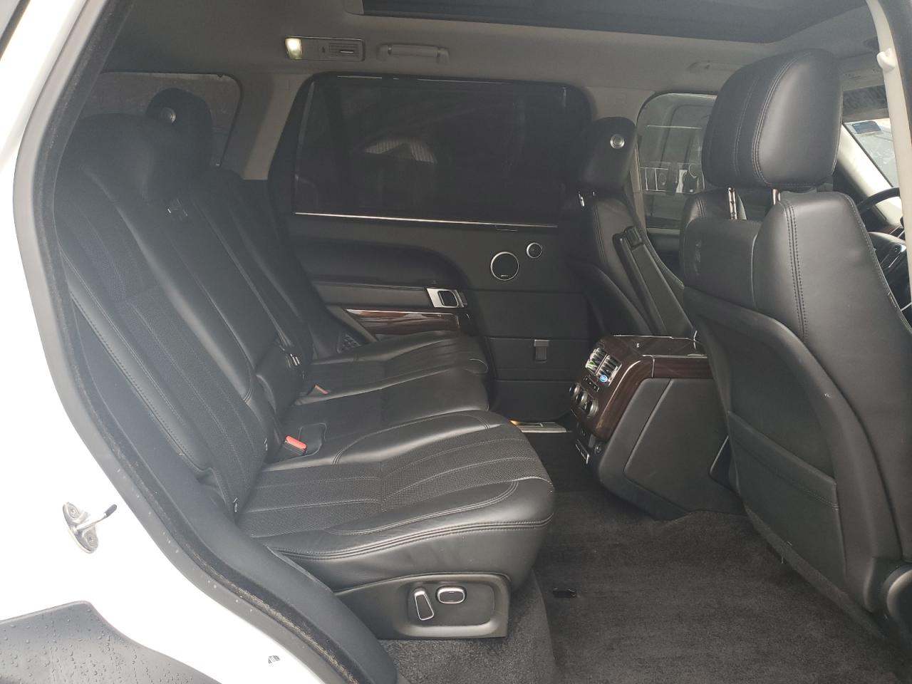 2015 Land Rover Range Rover VIN SALGS3TF6FA239946 Copart auction photo, side damage thumbnail 11