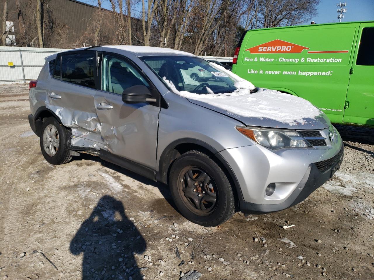 2013 Toyota RAV 4 VIN 2T3BFREVXDW027563 Copart auction photo, side / rear end damage thumbnail 4