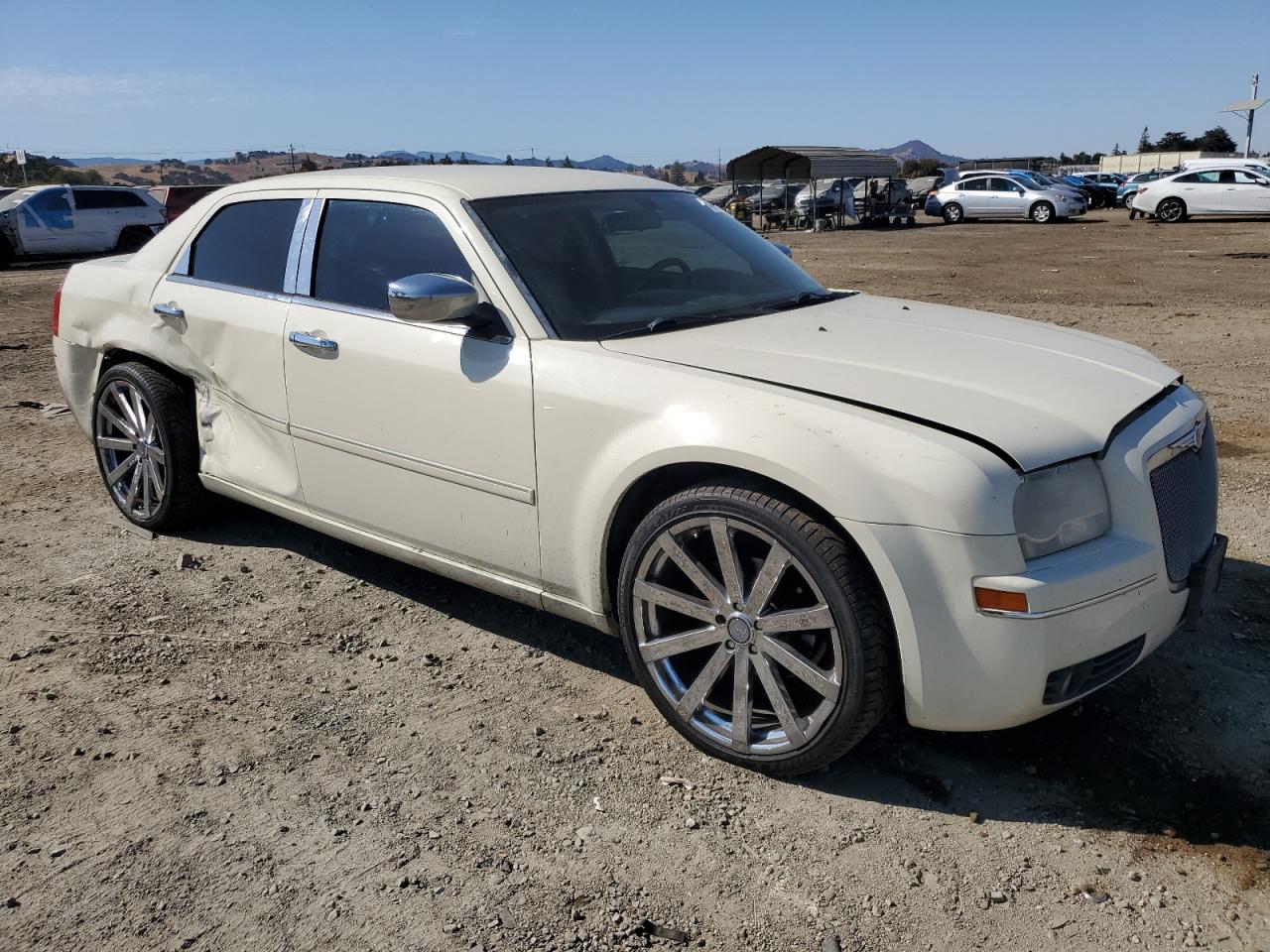 2007 Chrysler 300 VIN 2C3KA53G47H858772 Copart auction photo, side / rear end damage thumbnail 4