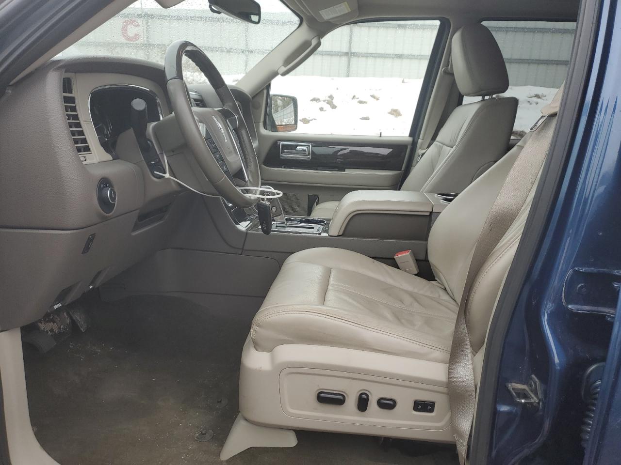 2016 Lincoln Navigator VIN 5LMJJ2JT5GEL09250 Copart auction photo, front end / side damage thumbnail 7