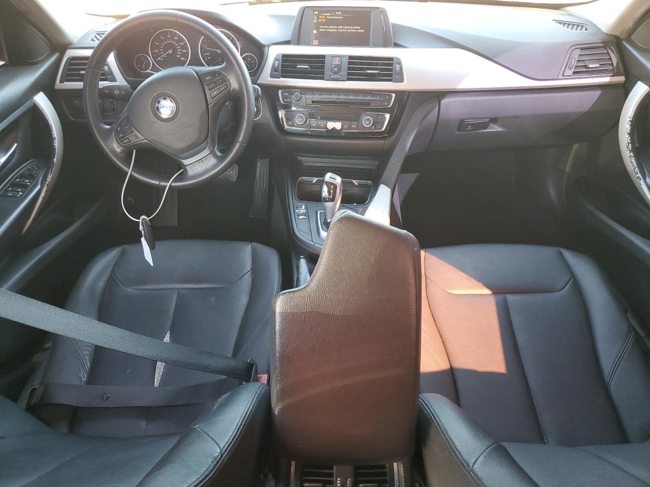 2016 BMW 3er VIN WBA8E1G56GNT36676 Copart auction photo, undercarriage damage thumbnail 8