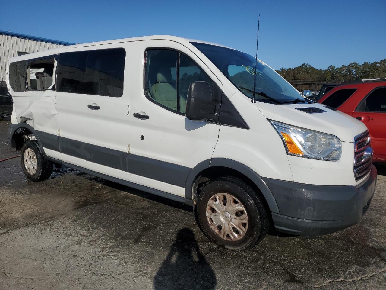 2015 Ford Transit VIN 1FBZX2ZMXFKA38826 Copart auction photo, rear end / side damage thumbnail 4
