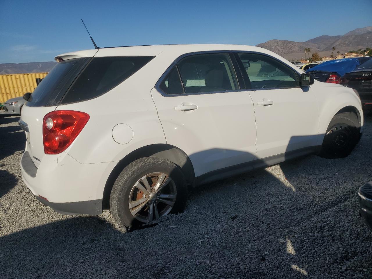 2011 Chevrolet Equinox VIN 2CNALBEC4B6236876 Copart auction photo, undercarriage damage thumbnail 3