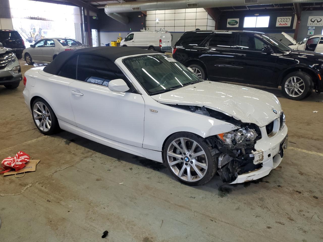 2012 BMW 1er VIN WBAUN7C51CVM26822 Copart auction photo, front end / minor dent/scratches damage thumbnail 4
