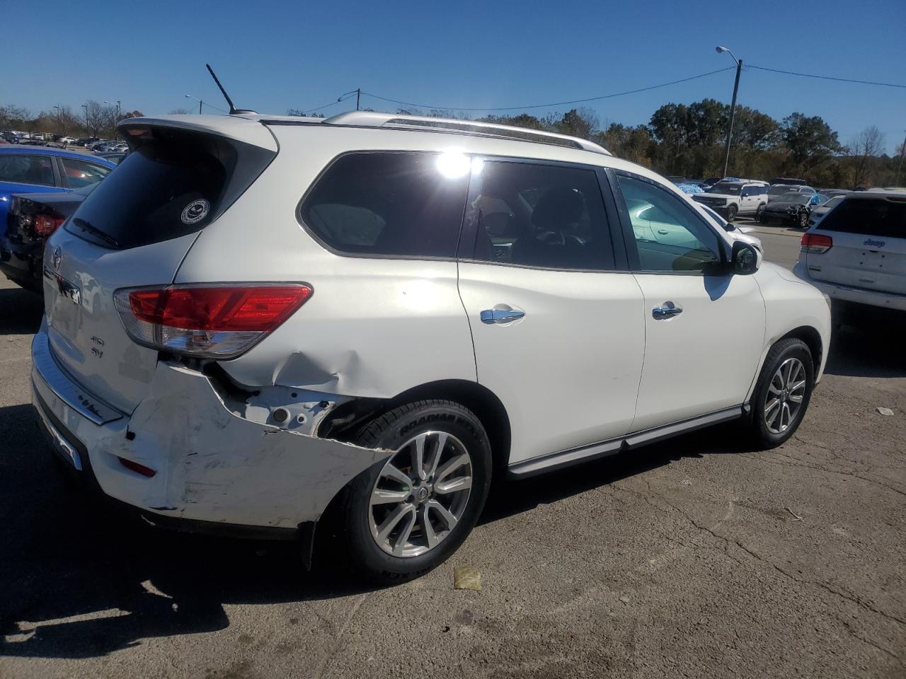 2014 Nissan Pathfinder VIN 5N1AR2MM5EC668154 Copart auction photo, rear end damage thumbnail 3