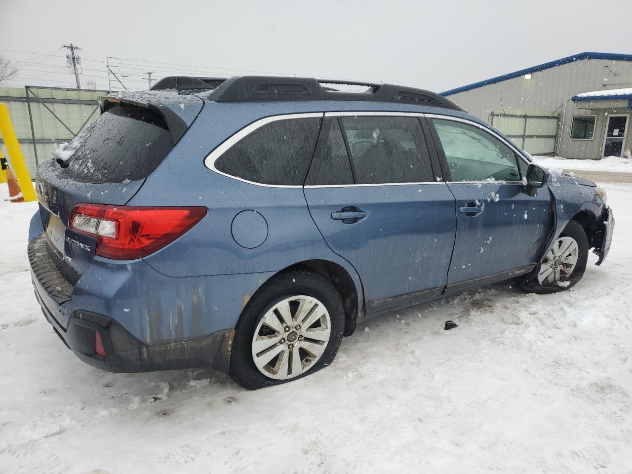 2018 Subaru Outback VIN 4S4BSACC5J3387266 Copart auction photo, undercarriage / front end damage thumbnail 3