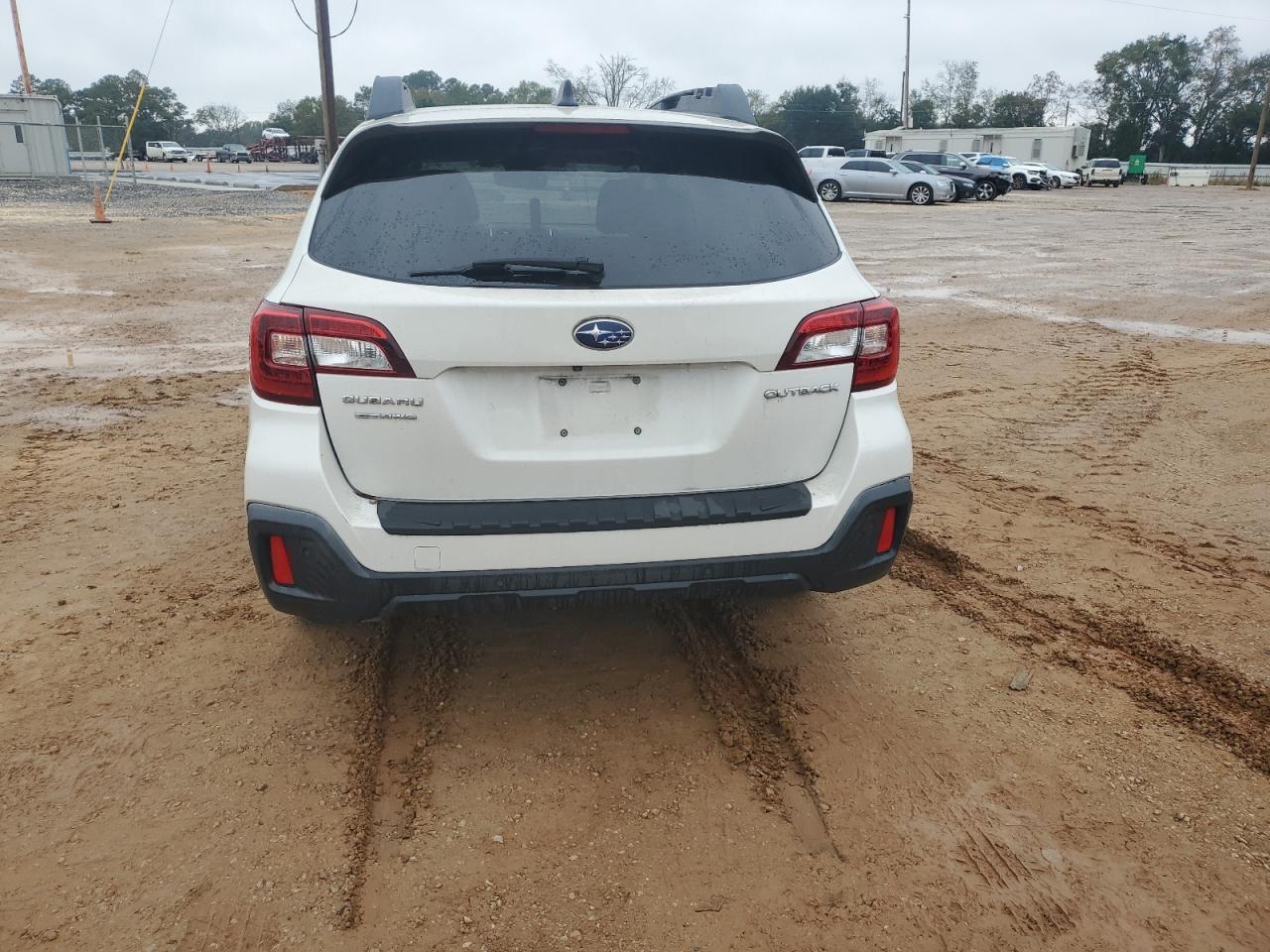 2018 Subaru Outback VIN 4S4BSANC7J3298229 Copart auction photo, front end / minor dent/scratches damage thumbnail 6