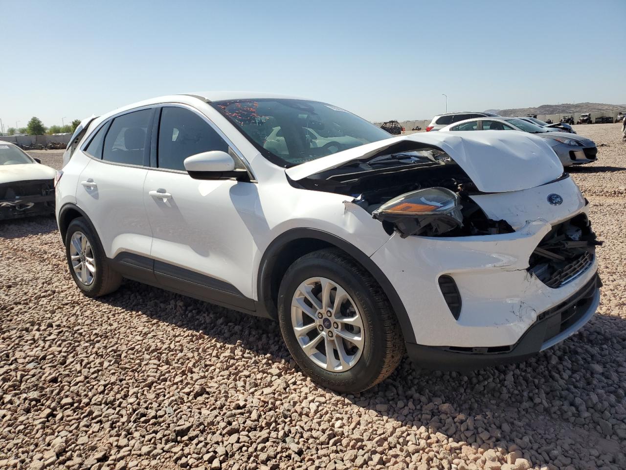 2020 Ford Escape VIN 1FMCU0G60LUA84213 Copart auction photo, front end / rear end damage thumbnail 4