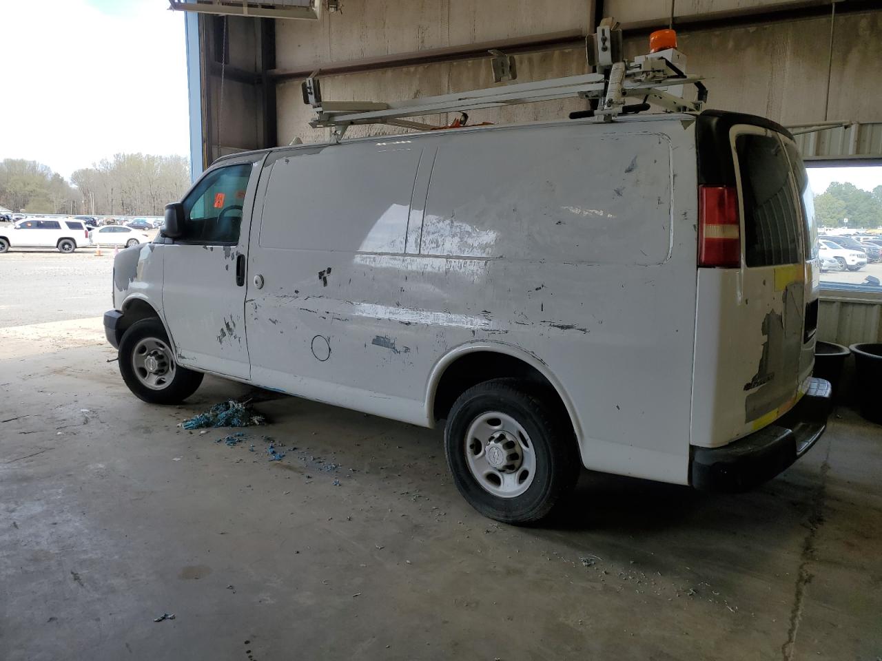 2007 Chevrolet Express VIN 1GCGG25V171173377 Copart auction photo, side / top/roof damage thumbnail 2