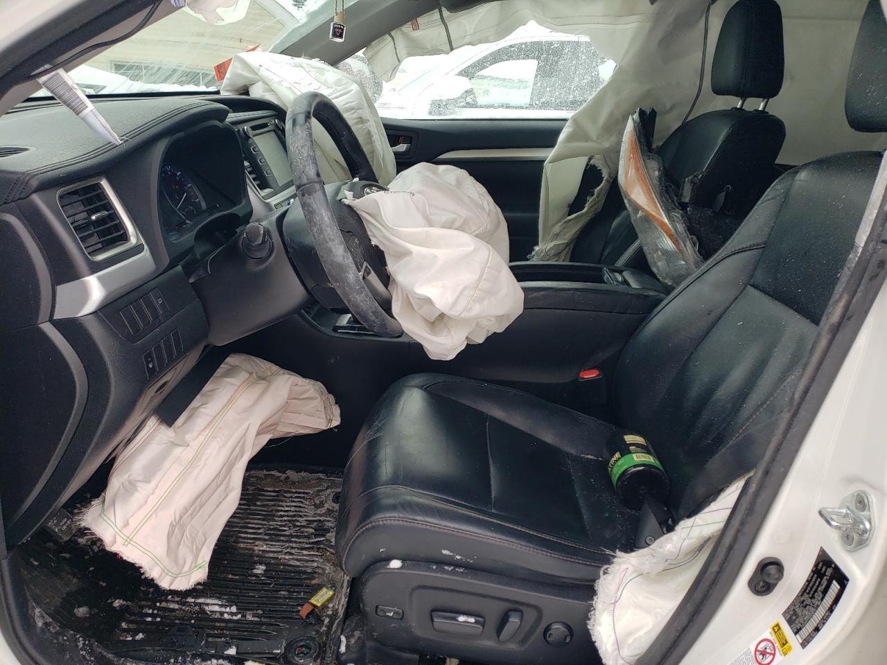 2016 Toyota Highlander VIN 5TDJKRFH1GS338515 Copart auction photo, front end damage thumbnail 7