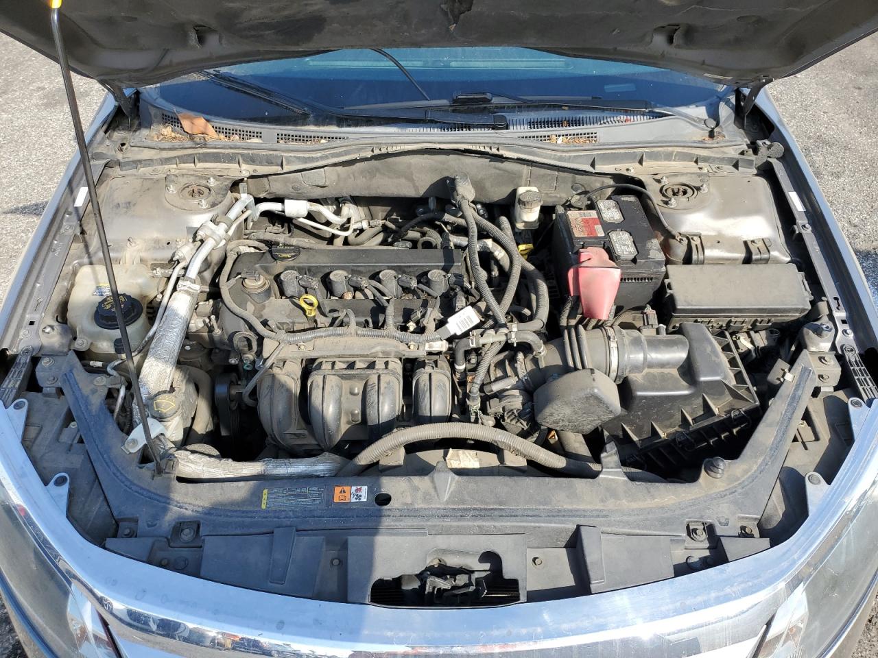 2011 Ford Fusion VIN 3FAHP0JA6BR128371 Copart auction photo, minor dent/scratches damage thumbnail 11