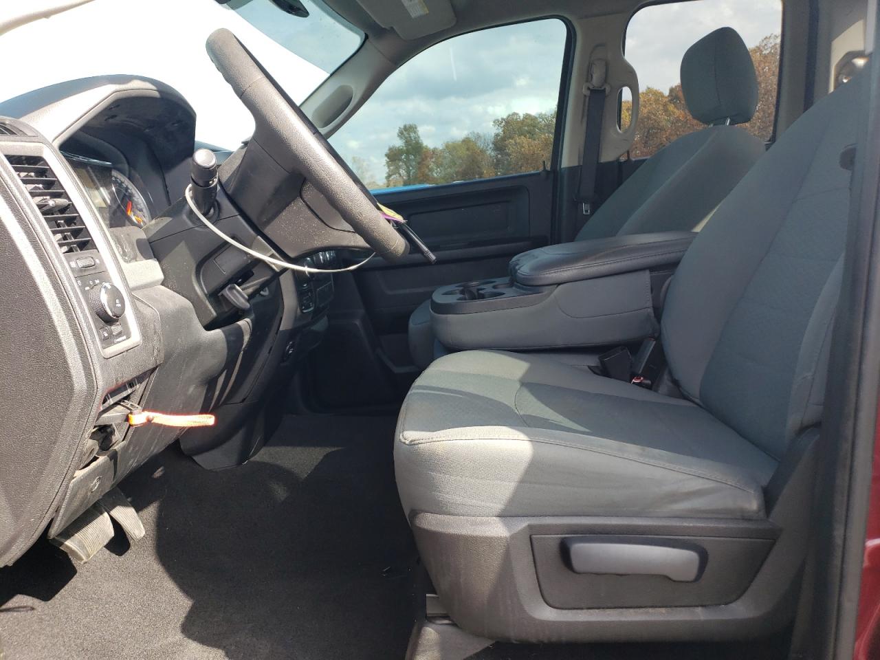 2018 RAM 1500 VIN 1C6RR7FT7JS124657 Copart auction photo, front end / rear end damage thumbnail 7
