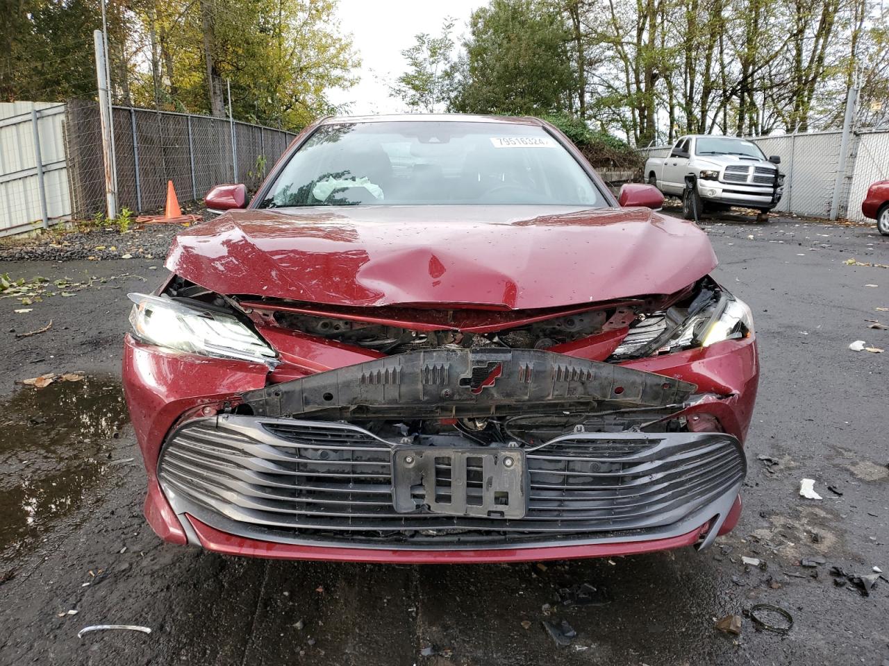 2018 Toyota Camry VIN 4T1B21HK1JU508708 Copart auction photo, front end damage thumbnail 5