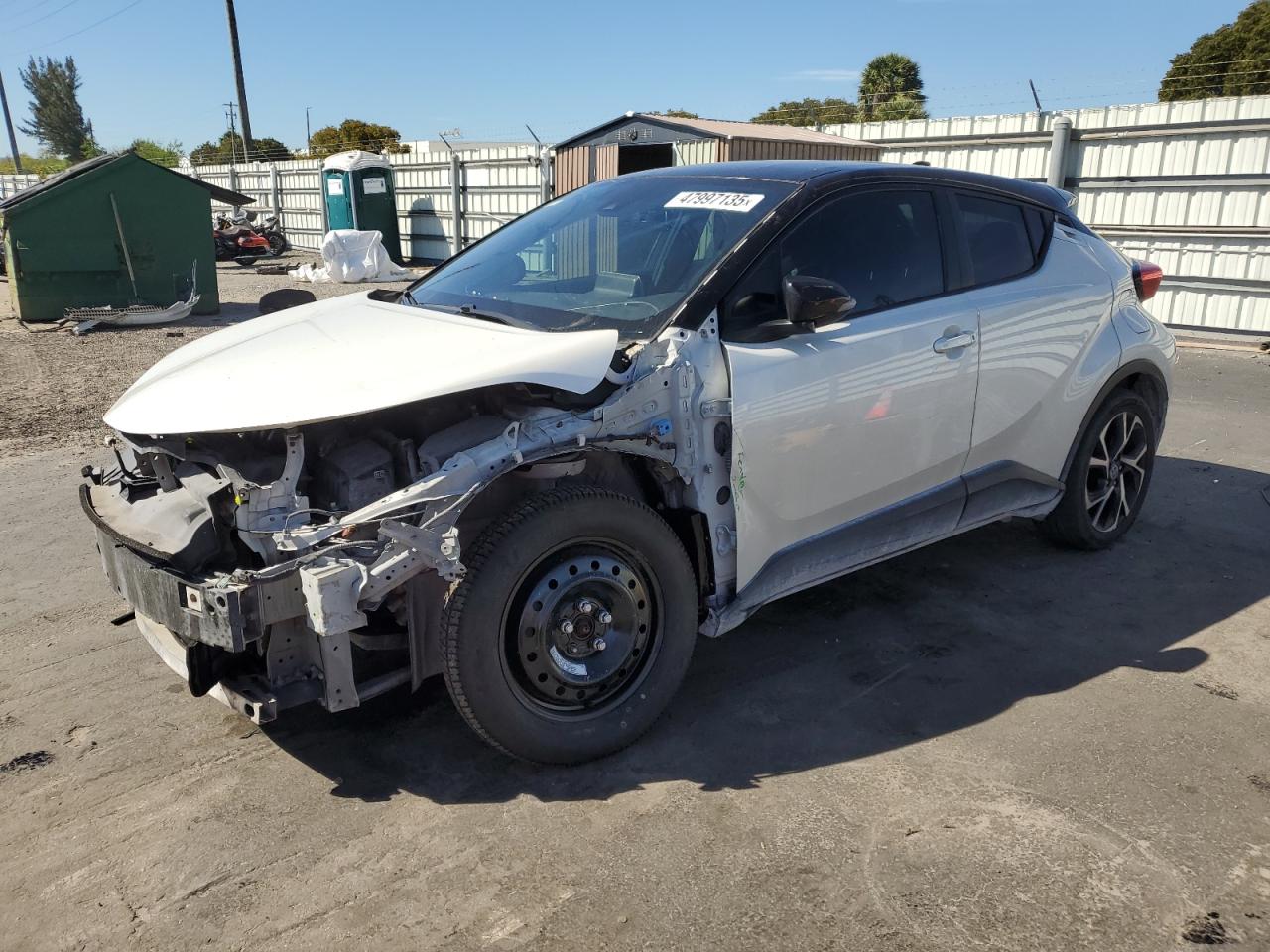 2019 Toyota C-HR VIN NMTKHMBX3KR075311 - Copart auction photo