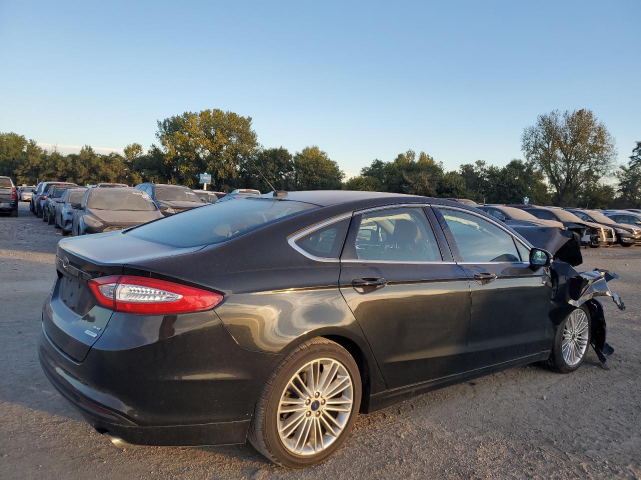 2015 Ford Fusion VIN 3FA6P0HD7FR253053 Copart auction photo, front end damage thumbnail 3