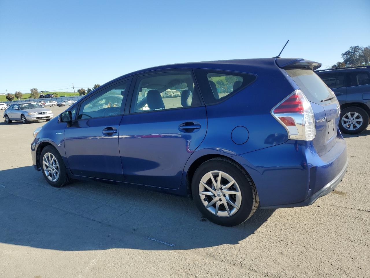 2015 Toyota Prius VIN JTDZN3EU2FJ028259 Copart auction photo, front end damage thumbnail 2